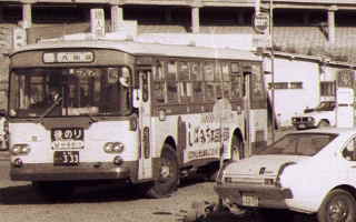 �O���w�ł̃o�X�̎ʐ^